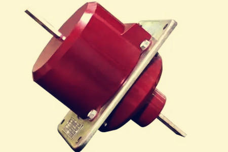 電流互感器如何測量大電流？如何接電流表？