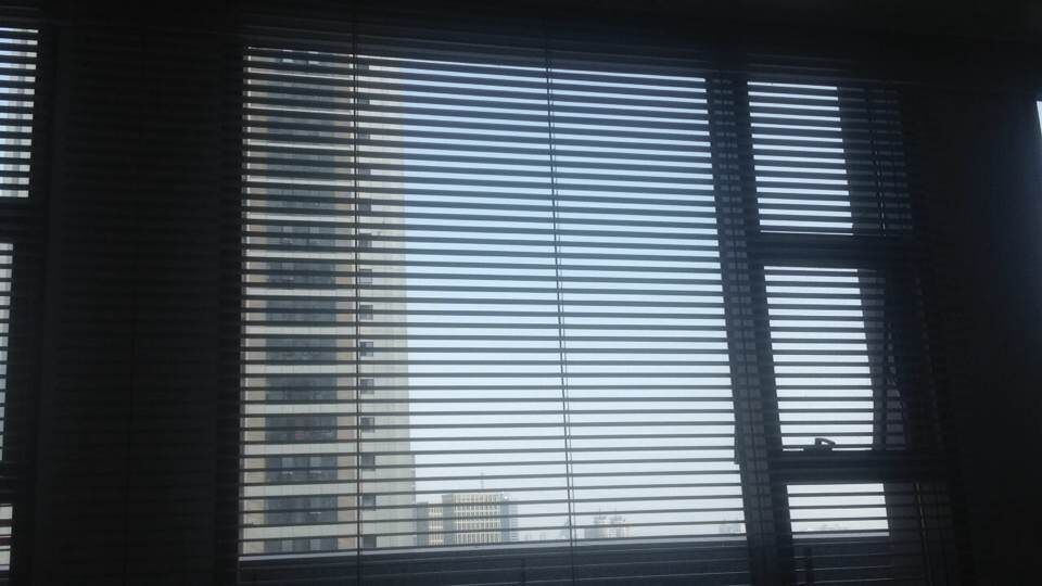 仁恒辦公區電動百葉窗簾